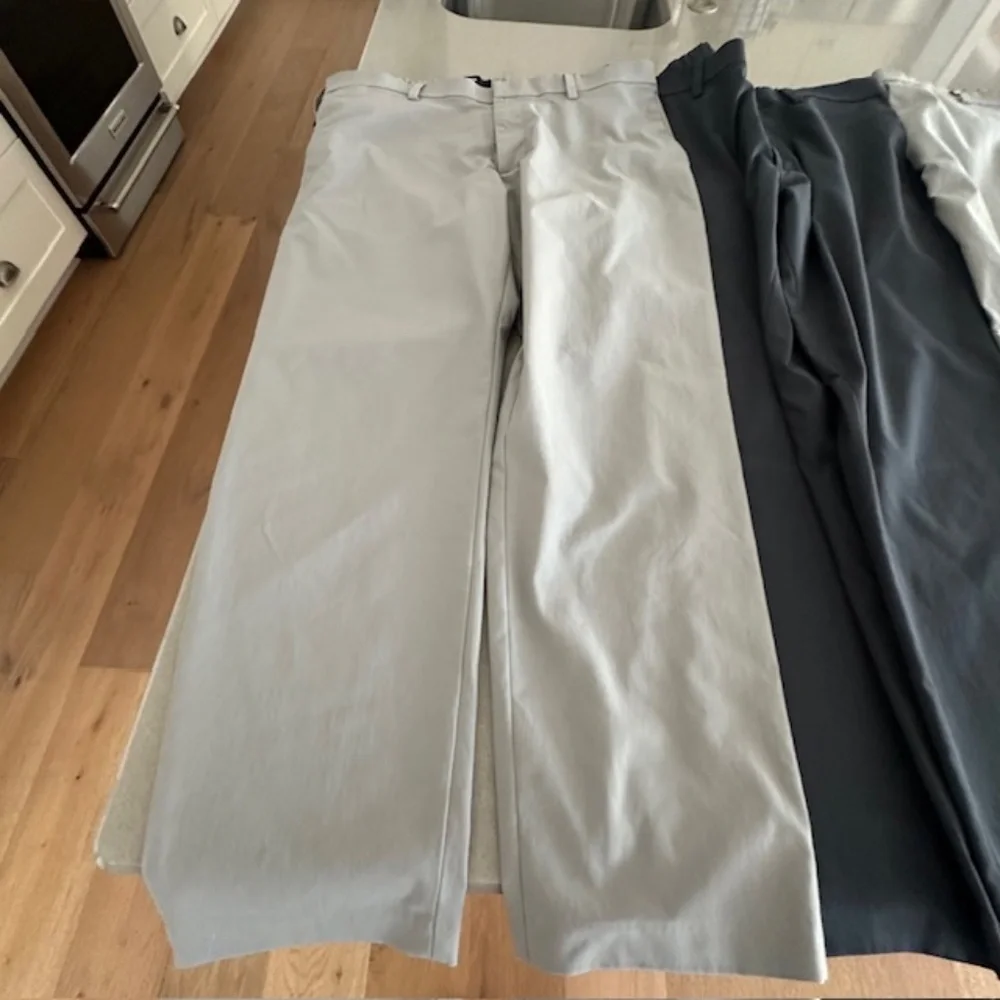 3 Pairs BR Athletic Slim 38x30 Performance Pants (2 Gray, 1 Navy) Retails $390